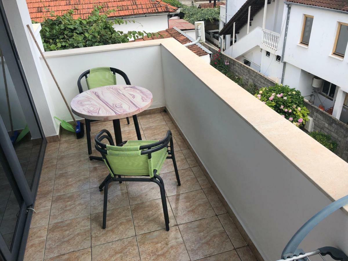 Apartments Toni Ulcinj Exterior foto