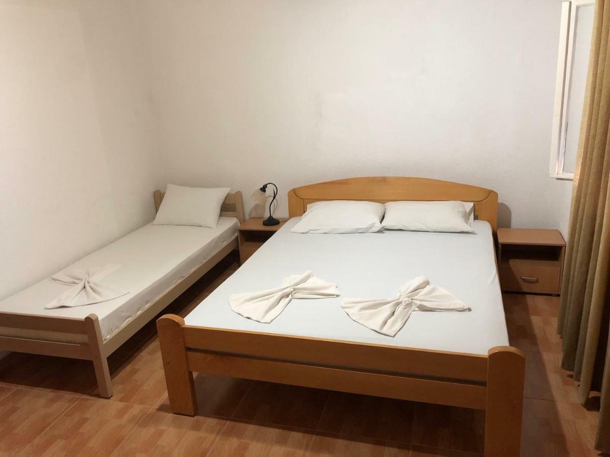 Apartments Toni Ulcinj Exterior foto