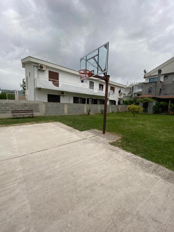 Apartments Toni Ulcinj Exterior foto
